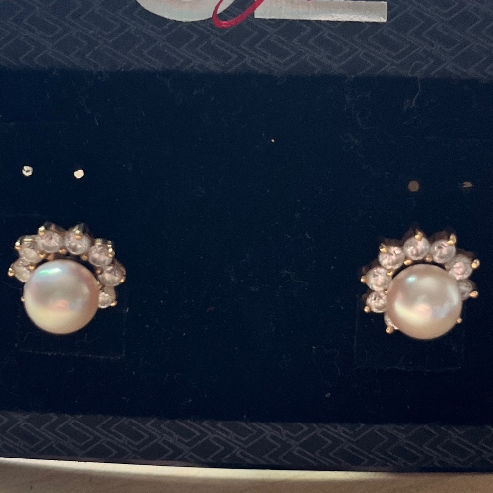 Pearl Stud Earrings